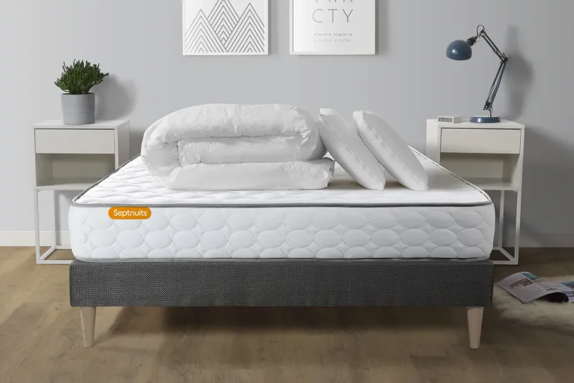 Pack lit complet 140x190 cm - Matelas + Sommier Gris (en kit) + 2 oreillers + Couette - Memo