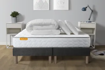 Pack lit complet 200x200 cm - Matelas + 2 Sommiers Gris + 2 oreillers + Couette - Memo