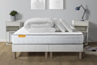 Pack lit complet 200x200 cm - Matelas + 2 Sommiers Blancs + 2 oreillers + Couette - Memo